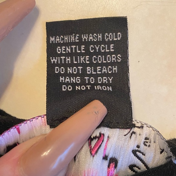 Low cut black bodysuit - Picture 6 of 6